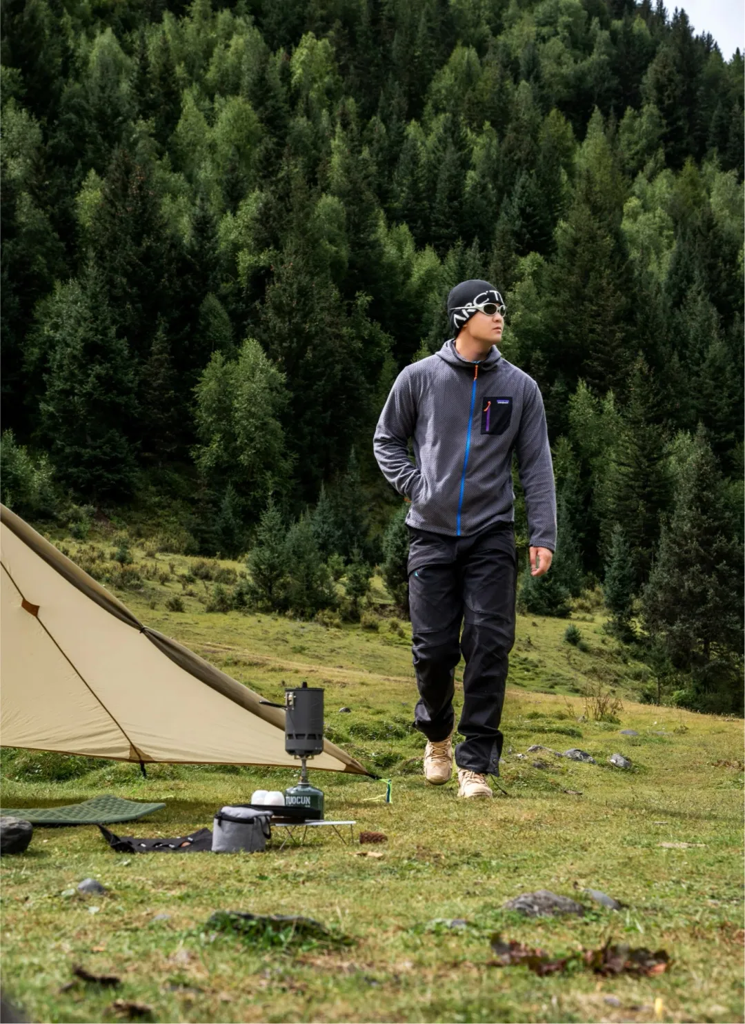 5507 P124 PATAGONIA REI ， ， 。PATAGONIA ， 。 ：Dark Gray Coffee Brown Black Royal Blue Purple Khaki White Yellow Blue Red Green 11 patagonia ： Breathable : ： Size ： S （ 112 69 64 46） M（ 116 71 65 48） L （ 120 73 66 50） XL（ 124 75 67 52） 170cm，80-130 S 170-175cm，130-150 M 175-180cm，150-170 L 180-185cm，170-190 XL